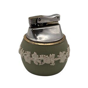 Vintage MCM Wedgwood Green Grapevine Jasperware Tabletop Lighter Made In England